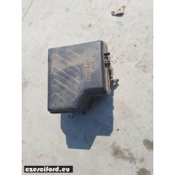 SKRZYNKA BEZPIECZNIKOW HYUNDAI SANTA FE II 06-09 2.2 CRDI
