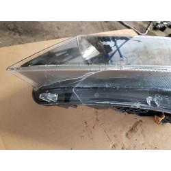 LAMPA BI-XENON LEWY PRZOD SKODA SUPERB III 15-