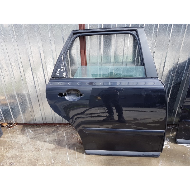 DRZWI PRAWY TYL VOLVO V50 452-46 RADOM