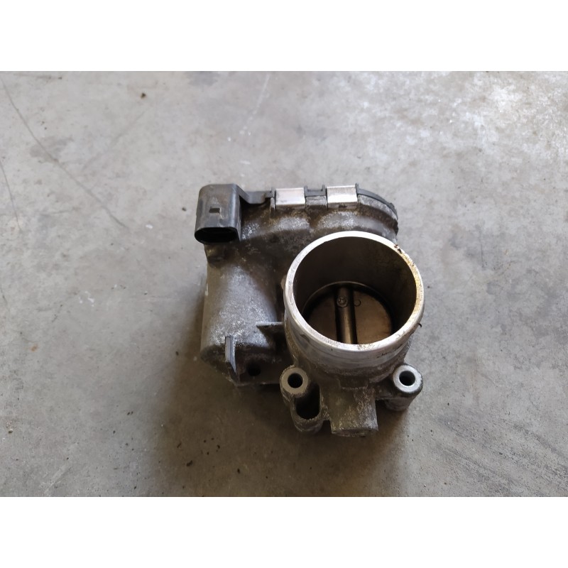 PRZEPUSTNICA PWIETRZA 1.25 1.4 16V FIESTA MK7 RADOM