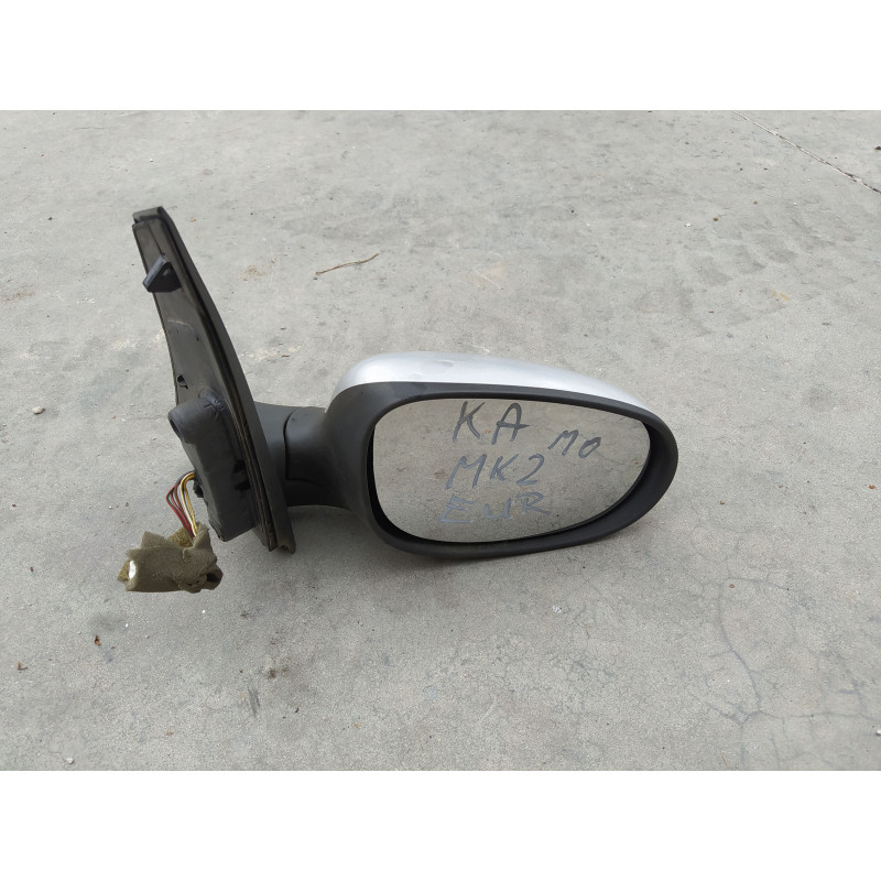 LUSTERKO PRAWE 7 PIN EU FORD KA MK2 KOLOR M0 08-16